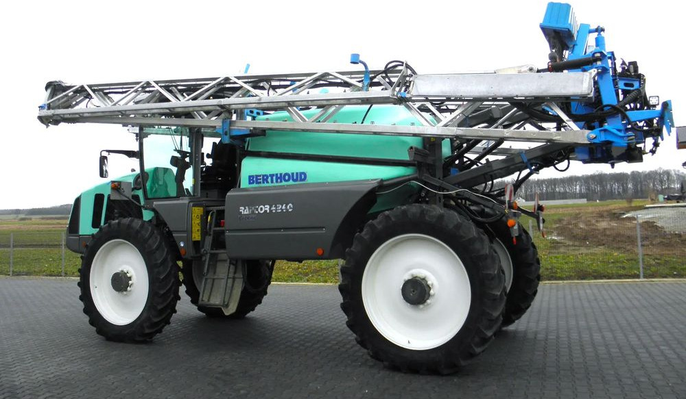 Αυτοκινούμενο ψεκαστικό Berthoud Raptor 4240 36 M, GPS Trimble Automatyczne wylaczanie sekcji, Nie Malowany, Stan Bardzo Dobry: φωτογραφία 9 Αυτοκινούμενο ψεκαστικό Berthoud Raptor 4240 36 M, GPS Trimble Automatyczne wylaczanie sekcji, Nie Malowany, Stan Bardzo Dobry: φωτογραφία 9