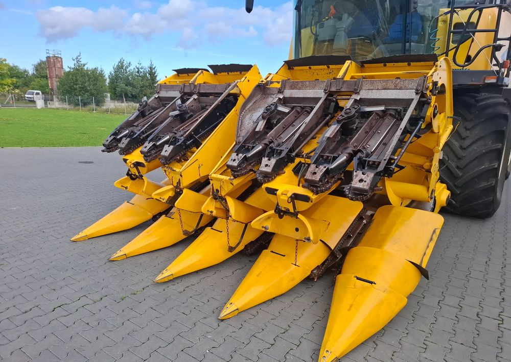 New Holland 8-75 2012 Rok, Przystawka do kukurydzy , Nie malowana,  Stan Idealny - Καλαμποκομαχαιρο: φωτογραφία 3 New Holland 8-75 2012 Rok, Przystawka do kukurydzy , Nie malowana,  Stan Idealny - Καλαμποκομαχαιρο: φωτογραφία 3
