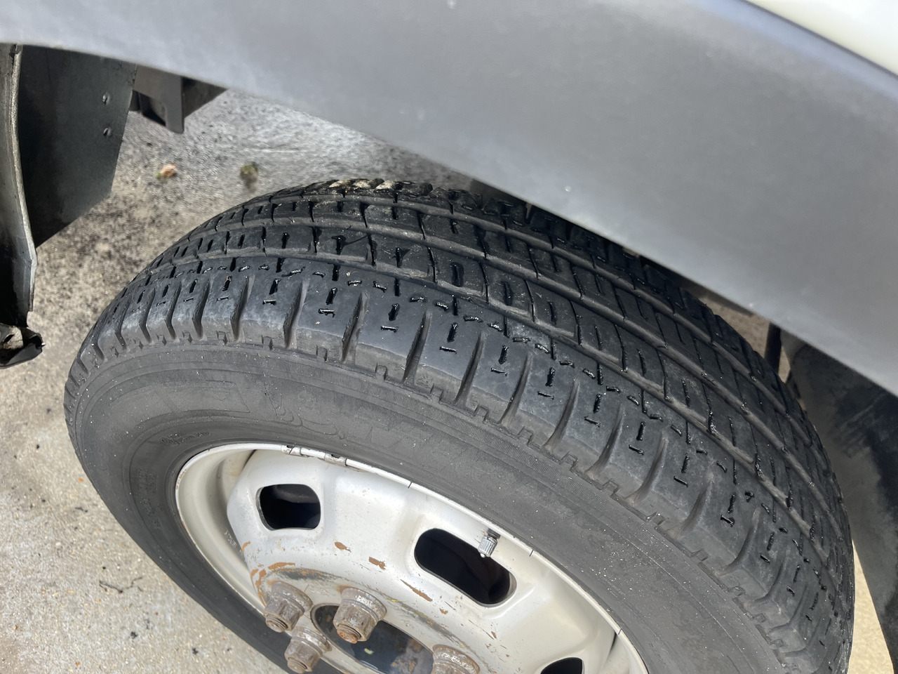Iveco Daily 35-130 35c13 caisse - Επαγγελματικό αυτοκίνητο κόφα: φωτογραφία 5 Iveco Daily 35-130 35c13 caisse - Επαγγελματικό αυτοκίνητο κόφα: φωτογραφία 5