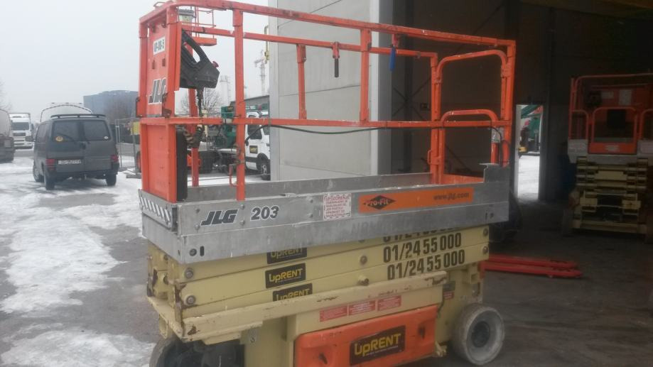 JLG 3246 - Ψαλιδωτό ανυψωτικό: φωτογραφία 2 JLG 3246 - Ψαλιδωτό ανυψωτικό: φωτογραφία 2