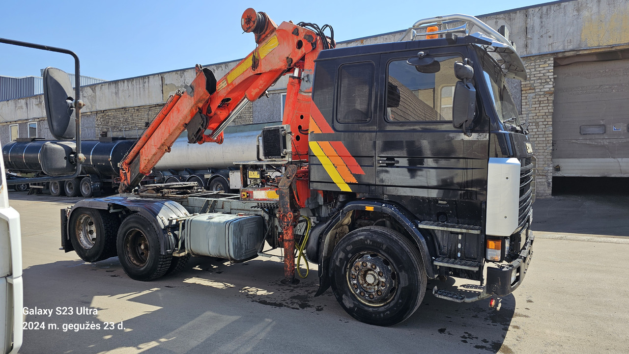 Scania 113.360 6x2 - Τράκτορας: φωτογραφία 4 Scania 113.360 6x2 - Τράκτορας: φωτογραφία 4