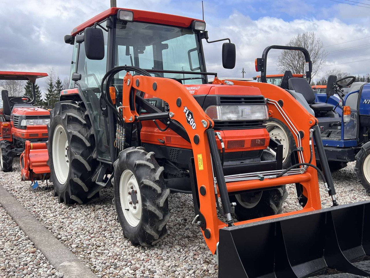 Kubota GL321 - Μικρό τρακτέρ: φωτογραφία 1 Kubota GL321 - Μικρό τρακτέρ: φωτογραφία 1