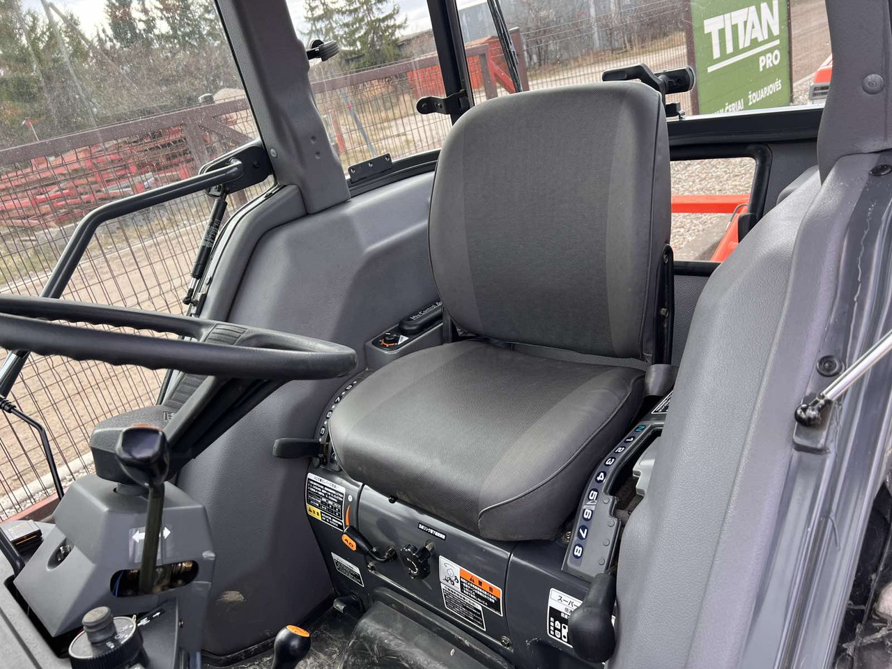 Kubota GL321 - Μικρό τρακτέρ: φωτογραφία 4 Kubota GL321 - Μικρό τρακτέρ: φωτογραφία 4