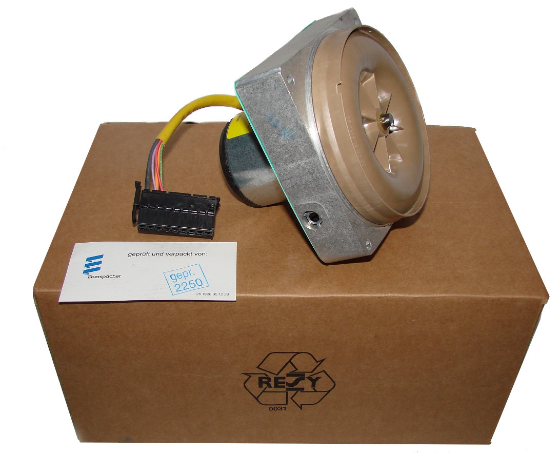 Eberspacher SILNIK DMUCHAWA OGRZEWANIA EBERSPACHER HYDRONIC 10 DAF 1389381 - Θέρμανση/ Εξαερισμός: φωτογραφία 1 Eberspacher SILNIK DMUCHAWA OGRZEWANIA EBERSPACHER HYDRONIC 10 DAF 1389381 - Θέρμανση/ Εξαερισμός: φωτογραφία 1