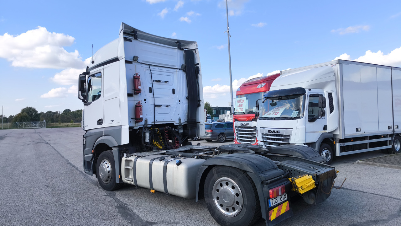 MERCEDES-BENZ Actros 1845 - Τράκτορας: φωτογραφία 5 MERCEDES-BENZ Actros 1845 - Τράκτορας: φωτογραφία 5