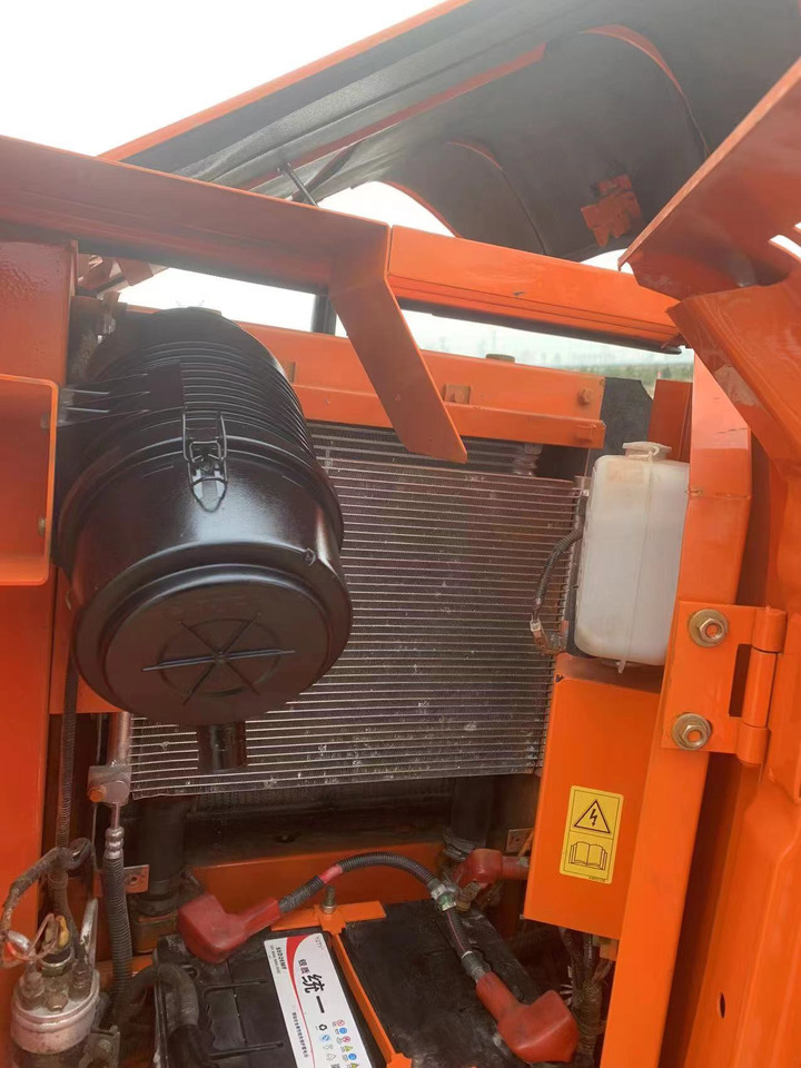 HITACHI ZX60 - Μίνι εκσκαφέας: φωτογραφία 5 HITACHI ZX60 - Μίνι εκσκαφέας: φωτογραφία 5