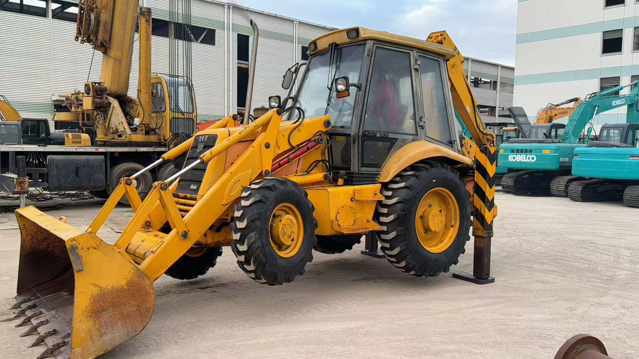 JCB 3CX - Φορτωτής εκσκαφέας: φωτογραφία 1 JCB 3CX - Φορτωτής εκσκαφέας: φωτογραφία 1