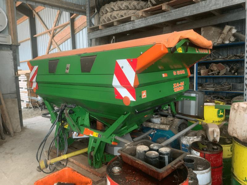 AMAZONE ZAM 2700 - Λιπασματοδιανομέας: φωτογραφία 1 AMAZONE ZAM 2700 - Λιπασματοδιανομέας: φωτογραφία 1