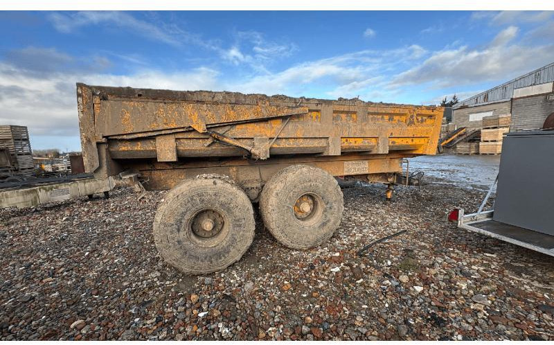 ARTESIENNE D240MNS - Ρυμούλκα ανατρεπόμενο: φωτογραφία 1 ARTESIENNE D240MNS - Ρυμούλκα ανατρεπόμενο: φωτογραφία 1