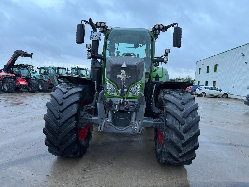 FENDT 720 PROFI PLUS - Τρακτέρ: φωτογραφία 2 FENDT 720 PROFI PLUS - Τρακτέρ: φωτογραφία 2