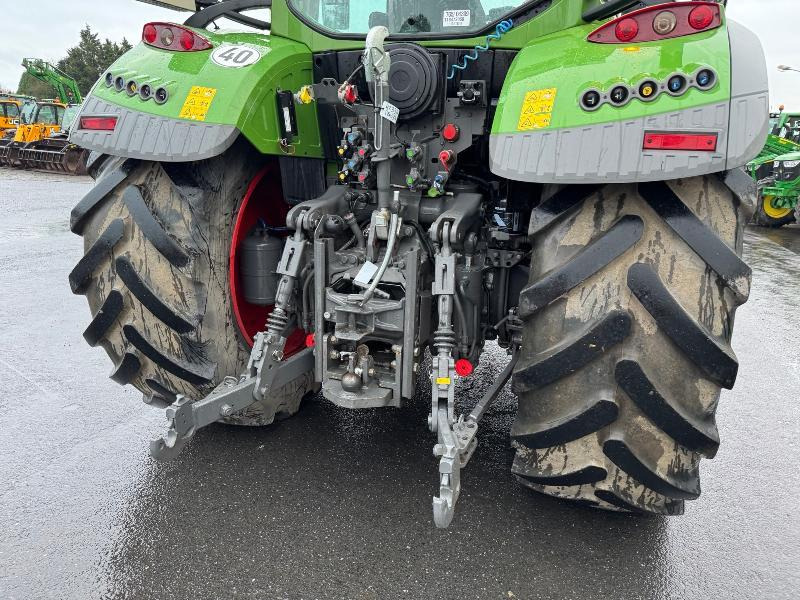 FENDT 724 PROFI PLUS - Τρακτέρ: φωτογραφία 5 FENDT 724 PROFI PLUS - Τρακτέρ: φωτογραφία 5