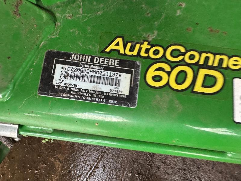 JOHN DEERE 2038R - Τρακτέρ: φωτογραφία 3 JOHN DEERE 2038R - Τρακτέρ: φωτογραφία 3