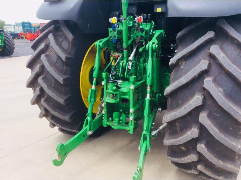 JOHN DEERE 6175M - Τρακτέρ: φωτογραφία 5 JOHN DEERE 6175M - Τρακτέρ: φωτογραφία 5