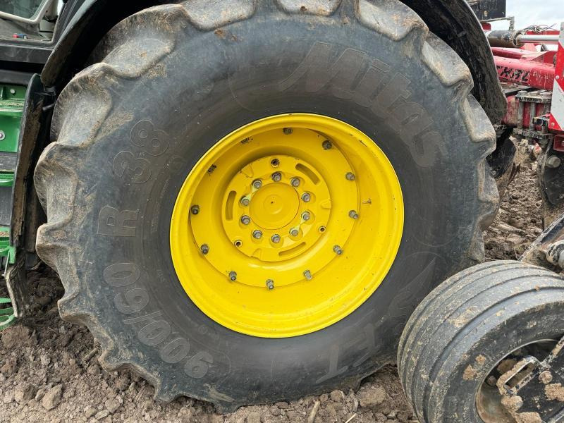JOHN DEERE 6R250 - Τρακτέρ: φωτογραφία 5 JOHN DEERE 6R250 - Τρακτέρ: φωτογραφία 5
