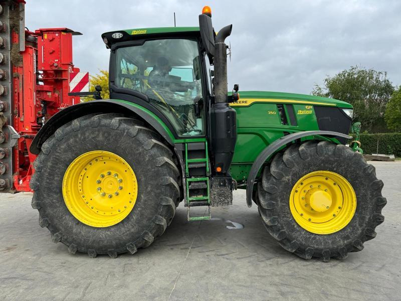 JOHN DEERE 6R250 - Τρακτέρ: φωτογραφία 3 JOHN DEERE 6R250 - Τρακτέρ: φωτογραφία 3