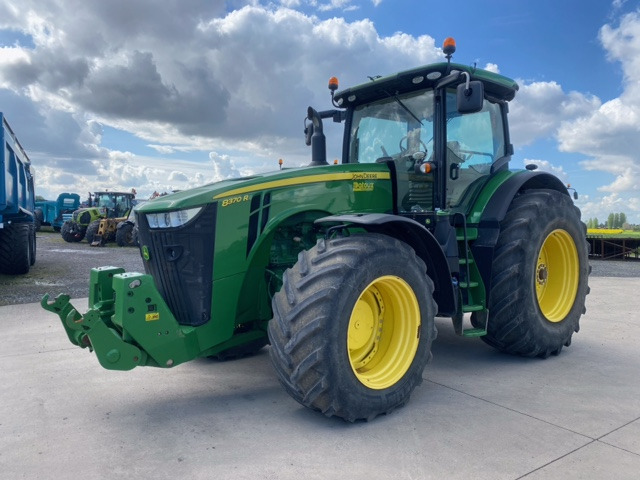 JOHN DEERE 8370R - Τρακτέρ: φωτογραφία 1 JOHN DEERE 8370R - Τρακτέρ: φωτογραφία 1