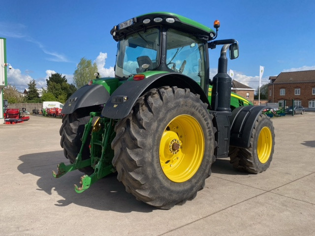 JOHN DEERE 8370R - Τρακτέρ: φωτογραφία 4 JOHN DEERE 8370R - Τρακτέρ: φωτογραφία 4