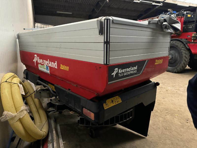 KVERNELAND TLX 3225 GEOSPRE - Λιπασματοδιανομέας: φωτογραφία 4 KVERNELAND TLX 3225 GEOSPRE - Λιπασματοδιανομέας: φωτογραφία 4