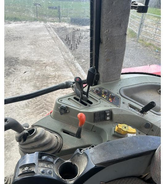 MASSEY-FERGUSON 6255 - Τρακτέρ: φωτογραφία 4 MASSEY-FERGUSON 6255 - Τρακτέρ: φωτογραφία 4