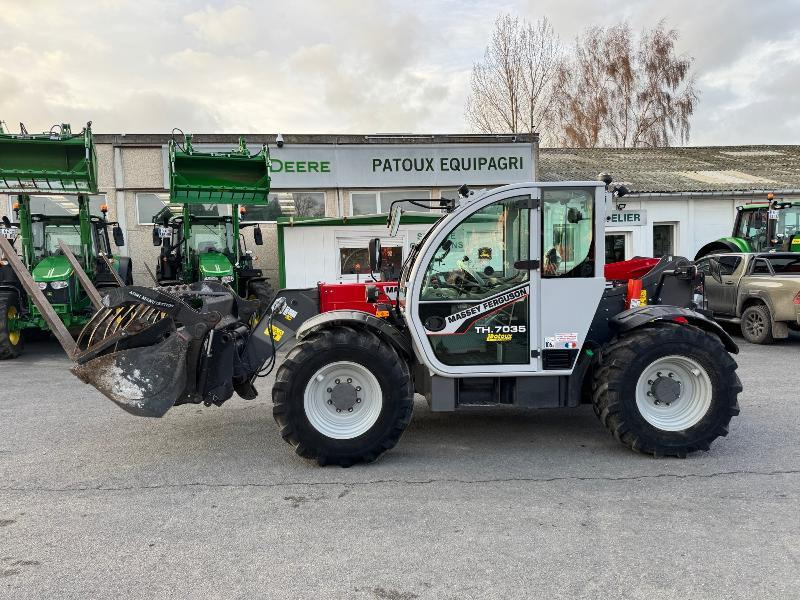 MASSEY-FERGUSON TH7035 - Τηλεσκοπικός φορτωτής: φωτογραφία 2 MASSEY-FERGUSON TH7035 - Τηλεσκοπικός φορτωτής: φωτογραφία 2