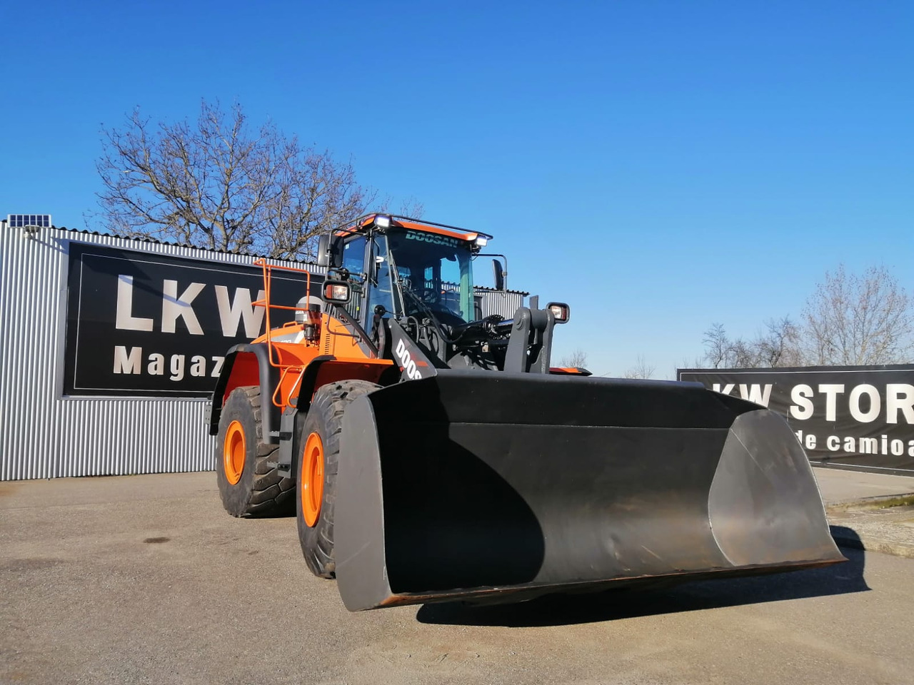 Doosan DL 420-5 Front End Loader, TOP!!! - Ελαστιχοφόρος φορτωτής: φωτογραφία 1 Doosan DL 420-5 Front End Loader, TOP!!! - Ελαστιχοφόρος φορτωτής: φωτογραφία 1