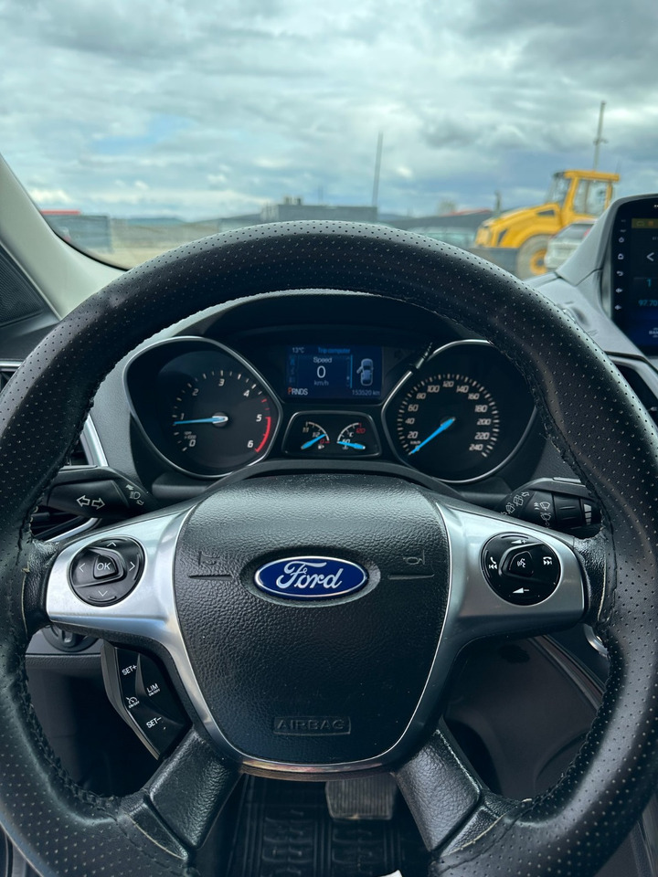 FORD KUGA TITANIUM - SUV: φωτογραφία 4 FORD KUGA TITANIUM - SUV: φωτογραφία 4