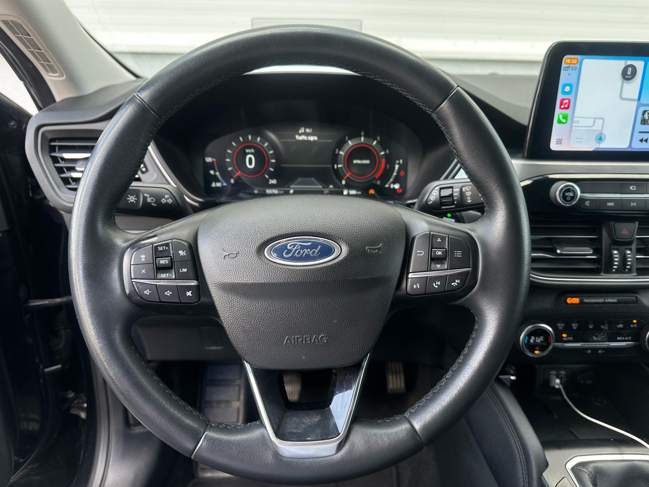 Ford Kuga - Λιμουζίνα/ Sedan: φωτογραφία 5 Ford Kuga - Λιμουζίνα/ Sedan: φωτογραφία 5