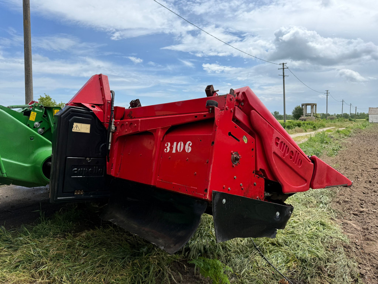 Hydraulic folding corn header Capello Quasar - Καλαμποκομαχαιρο: φωτογραφία 3 Hydraulic folding corn header Capello Quasar - Καλαμποκομαχαιρο: φωτογραφία 3