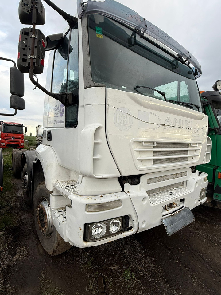 IVECO TRAKKER CHASSIS - Φορτηγό σασί: φωτογραφία 2 IVECO TRAKKER CHASSIS - Φορτηγό σασί: φωτογραφία 2