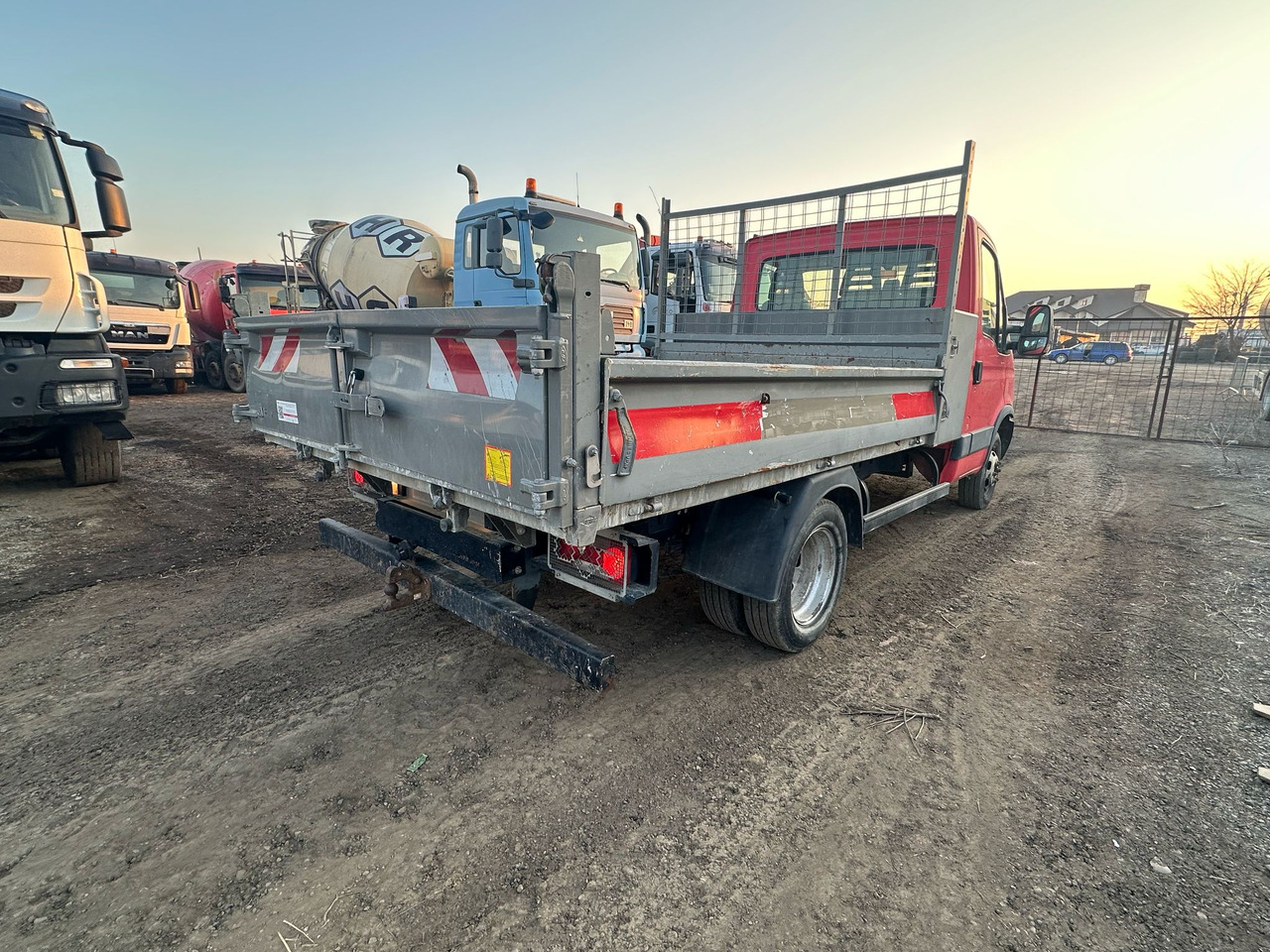 Iveco Daily Van - Όχημα με ανατρεπομενη καροτσα: φωτογραφία 5 Iveco Daily Van - Όχημα με ανατρεπομενη καροτσα: φωτογραφία 5