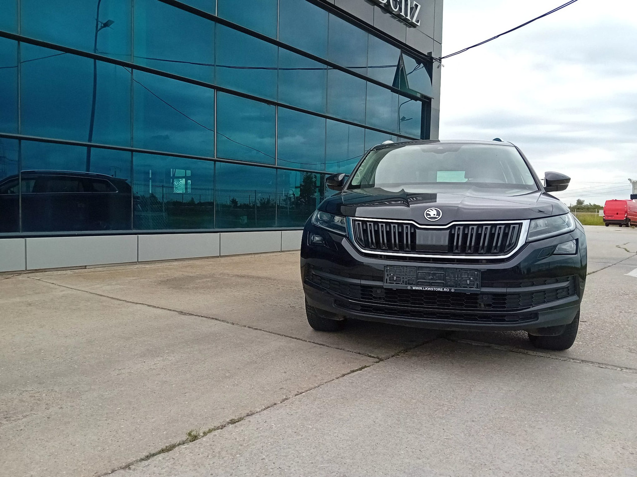 SKODA KODIAQ 2.0 TDI 4×4 DSG, TOP !!! - SUV: φωτογραφία 2 SKODA KODIAQ 2.0 TDI 4×4 DSG, TOP !!! - SUV: φωτογραφία 2