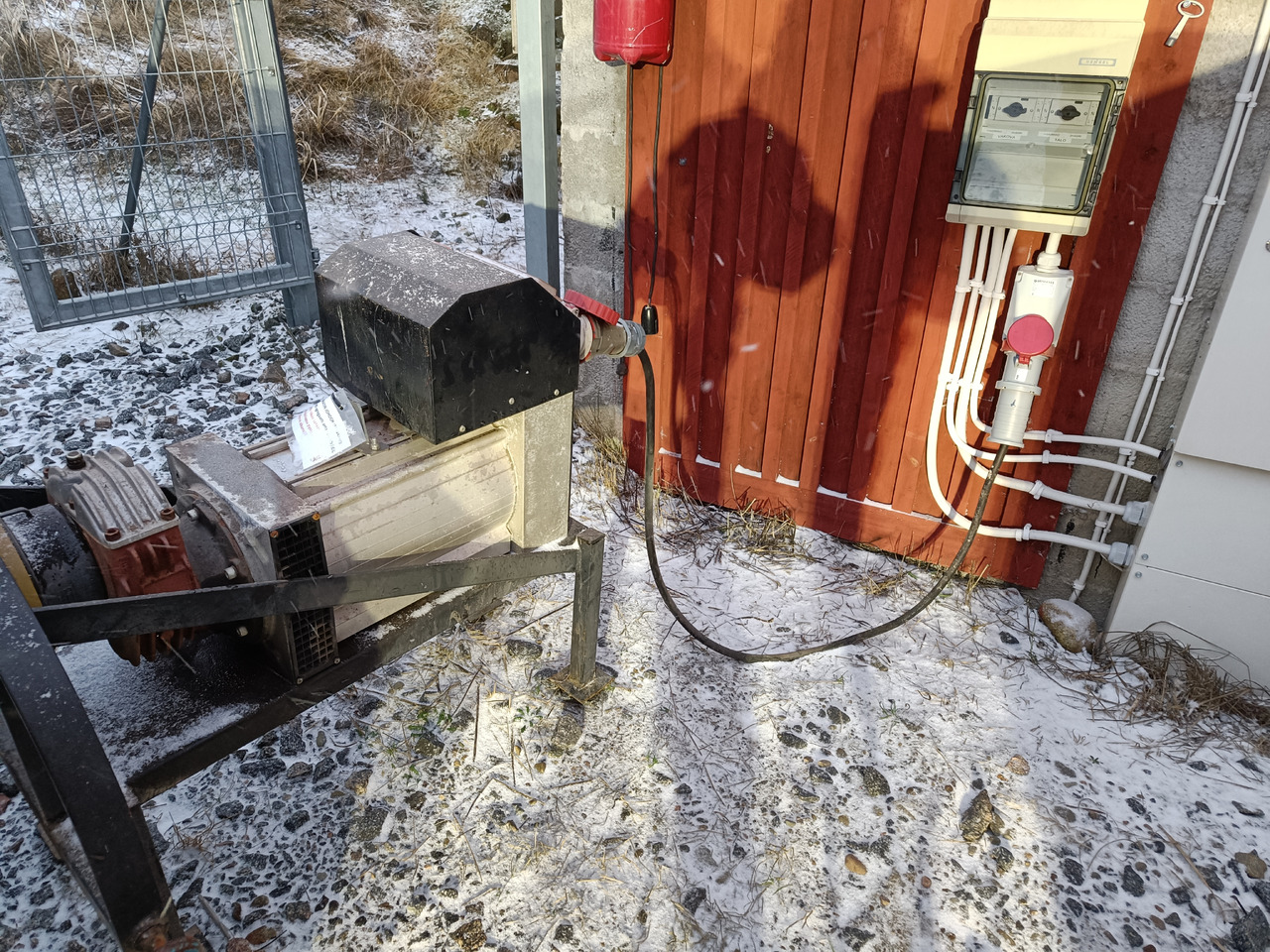 Aggregaatti traktorikäyttöinen - Βιομηχανική γεννήτρια: φωτογραφία 2 Aggregaatti traktorikäyttöinen - Βιομηχανική γεννήτρια: φωτογραφία 2