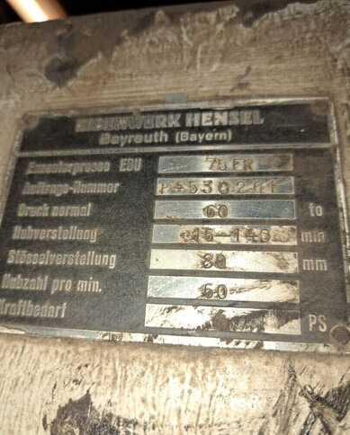 Epäkeskopuristin 60 tn Eisenwerk Hensel - Μηχανήμα επεξεργασίας μετάλλου: φωτογραφία 5 Epäkeskopuristin 60 tn Eisenwerk Hensel - Μηχανήμα επεξεργασίας μετάλλου: φωτογραφία 5