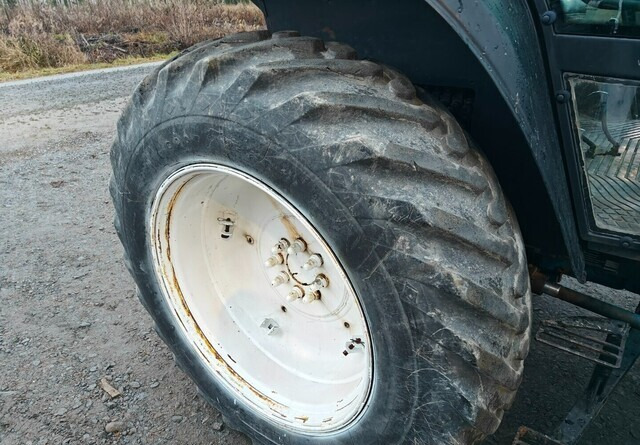 Leasing  Ford County 1124 - kutoskoneella - KATSO VIDEO Ford County 1124 - kutoskoneella - KATSO VIDEO: φωτογραφία 17