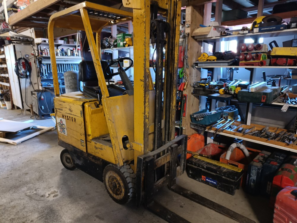 Hyster Electric 30 sähkötrukki - Ηλεκτροκίνητο περονοφόρο: φωτογραφία 1 Hyster Electric 30 sähkötrukki - Ηλεκτροκίνητο περονοφόρο: φωτογραφία 1