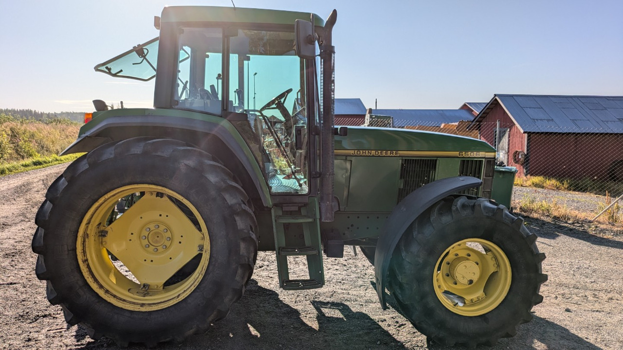 JOHN DEERE 6506, 3800h ajettu, upeakuntoinen kone, katso video! - Τρακτέρ: φωτογραφία 4 JOHN DEERE 6506, 3800h ajettu, upeakuntoinen kone, katso video! - Τρακτέρ: φωτογραφία 4