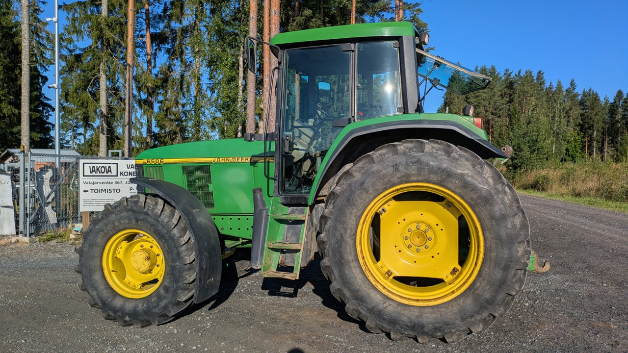 JOHN DEERE 6506, 3800h ajettu, upeakuntoinen kone, katso video! - Τρακτέρ: φωτογραφία 2 JOHN DEERE 6506, 3800h ajettu, upeakuntoinen kone, katso video! - Τρακτέρ: φωτογραφία 2