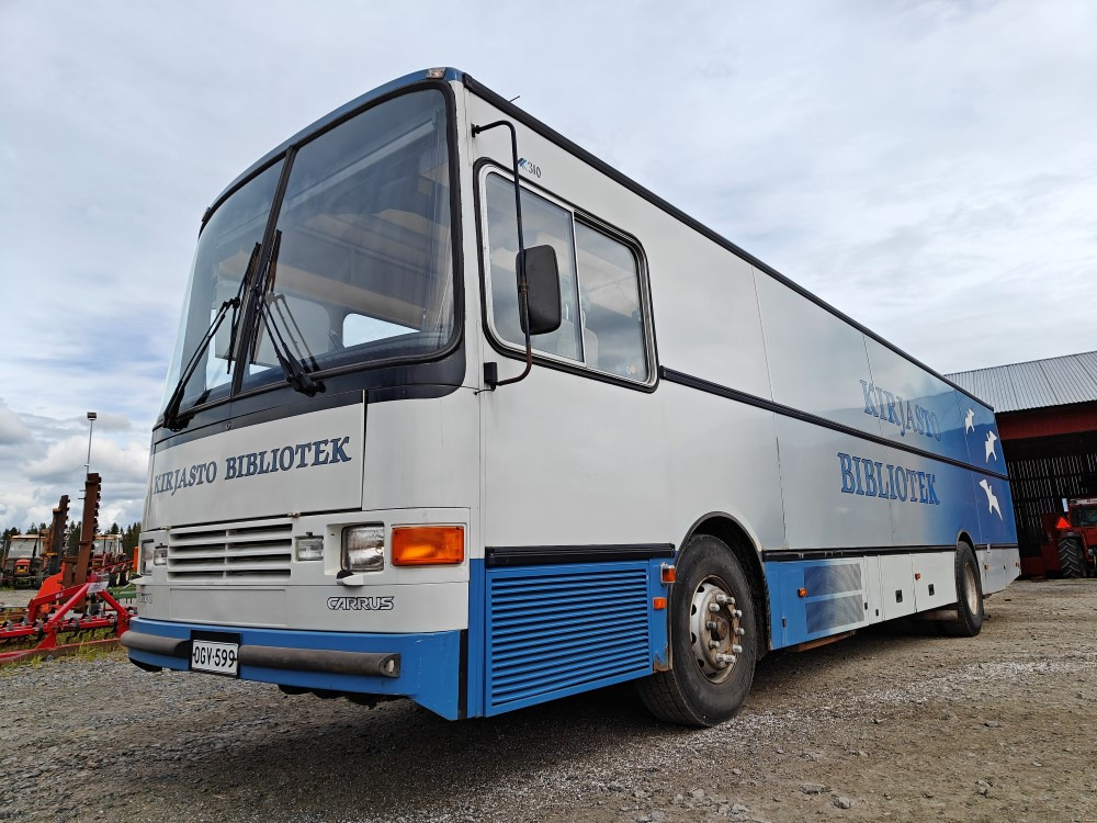 Volvo B10M kirjastoauto - Kori Libris 310 - Λεωφορείο: φωτογραφία 2 Volvo B10M kirjastoauto - Kori Libris 310 - Λεωφορείο: φωτογραφία 2