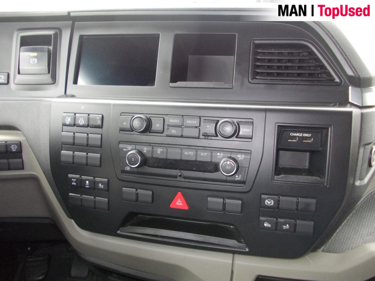 MAN TGX 26.470 6x2-2 LL CH Retarder Klima AHK ZV - Φορτηγό μεταφοράς εμπορευματοκιβωτίων/ Κινητό αμάξωμα: φωτογραφία 3 MAN TGX 26.470 6x2-2 LL CH Retarder Klima AHK ZV - Φορτηγό μεταφοράς εμπορευματοκιβωτίων/ Κινητό αμάξωμα: φωτογραφία 3