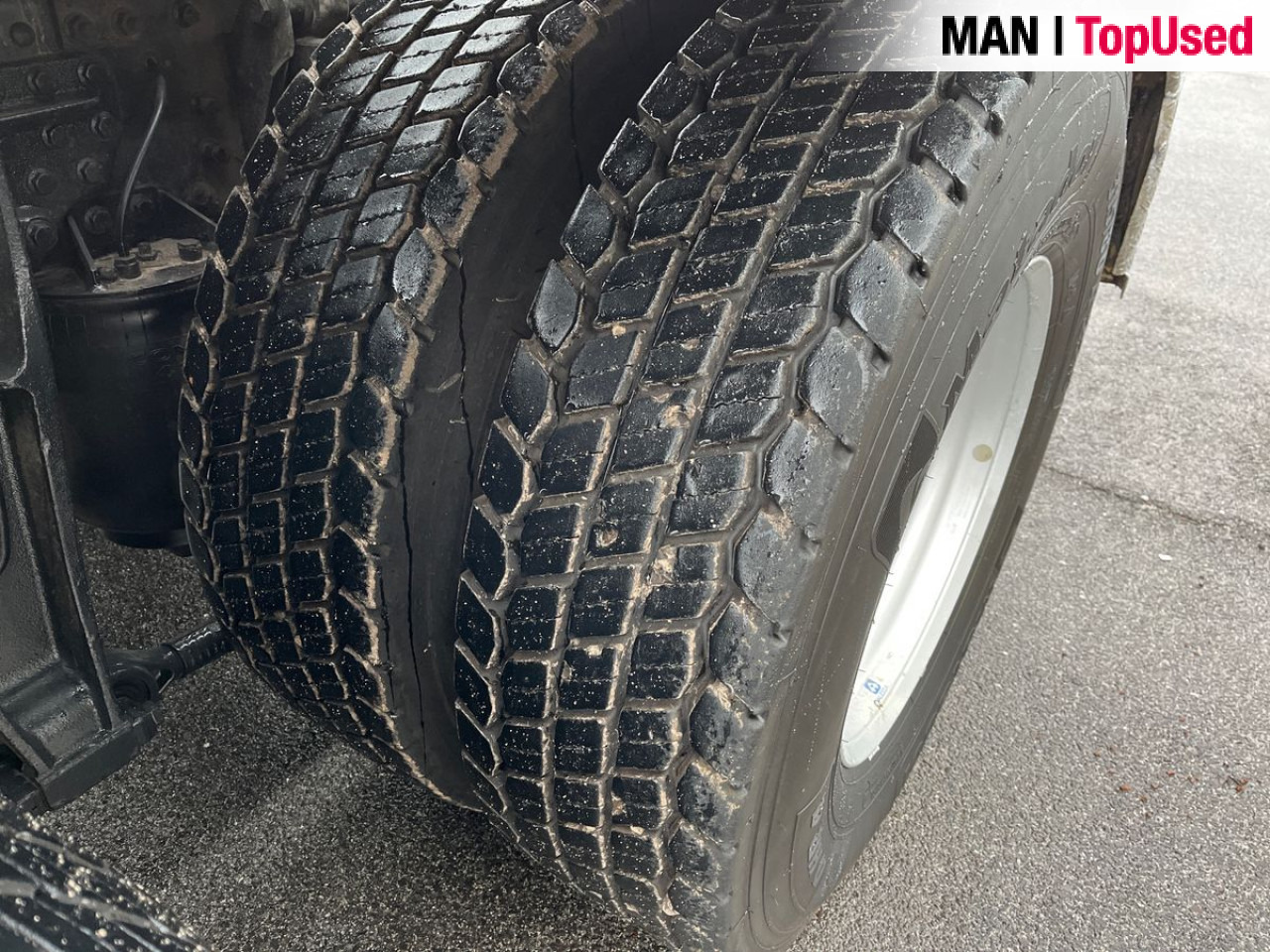 MAN TGX 28.480 6X2-2 BL EPSILON Euro6 Intarder Klima - Φορτηγό με γερανό, Φορτηγό φόρτωσης γάντζου: φωτογραφία 3 MAN TGX 28.480 6X2-2 BL EPSILON Euro6 Intarder Klima - Φορτηγό με γερανό, Φορτηγό φόρτωσης γάντζου: φωτογραφία 3