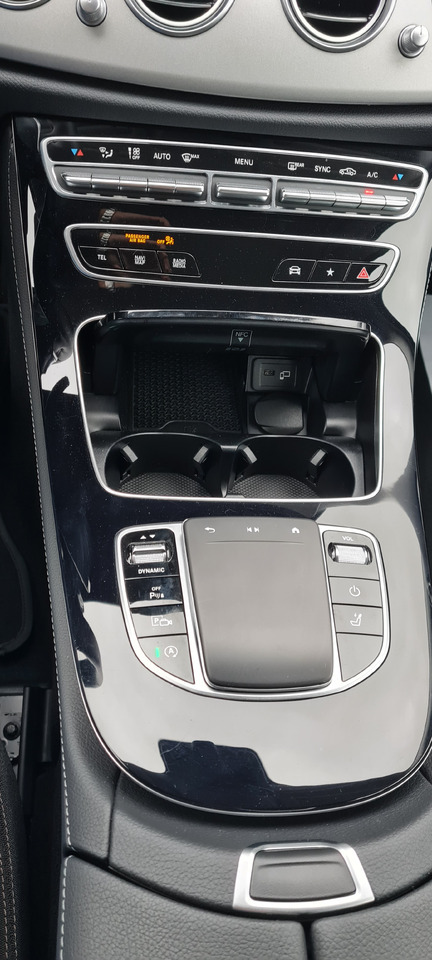 Αυτοκίνητο Mercedes-Benz E 400 dT 4Matic Avant LED 9G-Tronic MBUX Widescreen E 400 dT 4Matic Avant LED 9G-Tronic MBUX Widescreen: φωτογραφία 15