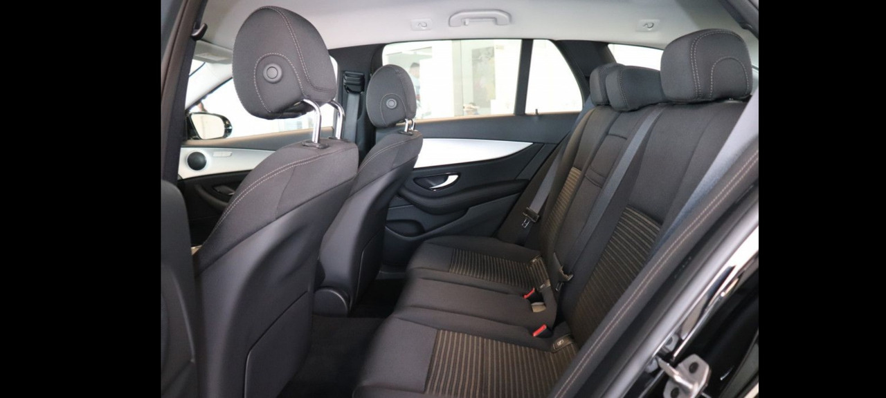 Αυτοκίνητο Mercedes-Benz E 400 dT 4Matic Avant LED 9G-Tronic MBUX Widescreen E 400 dT 4Matic Avant LED 9G-Tronic MBUX Widescreen: φωτογραφία 26