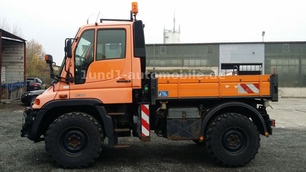 Unimog U 300 Kipper Zugmaschine Kommunalhydraulik U 500 400 U 300 Kipper Zugmaschine Kommunalhydraulik U 500 400 - Κοινοτικο όχημα/ Ειδικό όχημα: φωτογραφία 4 Unimog U 300 Kipper Zugmaschine Kommunalhydraulik U 500 400 U 300 Kipper Zugmaschine Kommunalhydraulik U 500 400 - Κοινοτικο όχημα/ Ειδικό όχημα: φωτογραφία 4