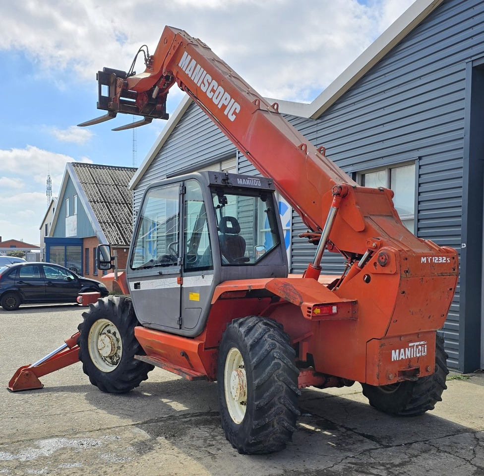 Manitou MT1232 - Τηλεσκοπικός φορτωτής: φωτογραφία 2 Manitou MT1232 - Τηλεσκοπικός φορτωτής: φωτογραφία 2