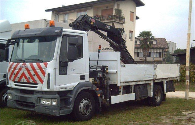 Iveco EUROCARGOeurocargo 160e25 - Φορτηγό με ανοιχτή καρότσα, Φορτηγό με γερανό: φωτογραφία 1 Iveco EUROCARGOeurocargo 160e25 - Φορτηγό με ανοιχτή καρότσα, Φορτηγό με γερανό: φωτογραφία 1