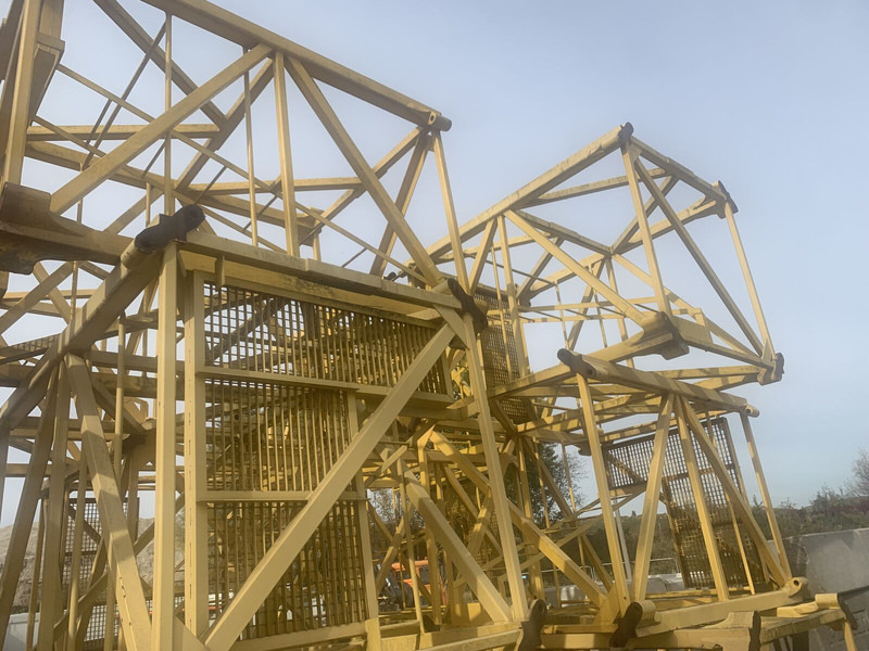 Liebherr 120HC - Πυργογερανός: φωτογραφία 2 Liebherr 120HC - Πυργογερανός: φωτογραφία 2