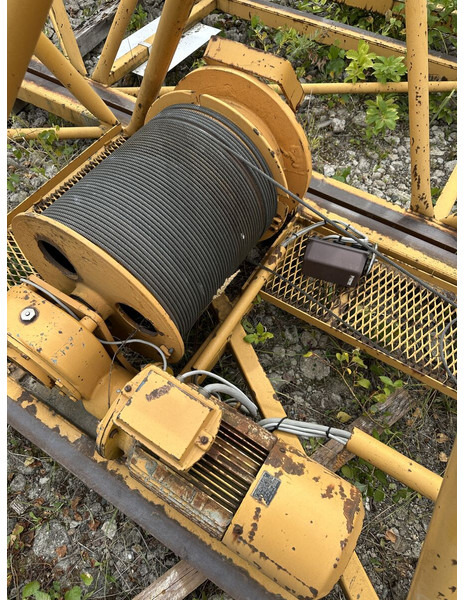 Liebherr 140EC-H10 - Πυργογερανός: φωτογραφία 5 Liebherr 140EC-H10 - Πυργογερανός: φωτογραφία 5