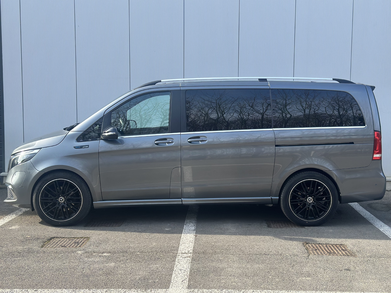 Mercedes EQV 300 - Μικρό λεωφορείο, Ηλεκτρικό λεωφορείο: φωτογραφία 4 Mercedes EQV 300 - Μικρό λεωφορείο, Ηλεκτρικό λεωφορείο: φωτογραφία 4