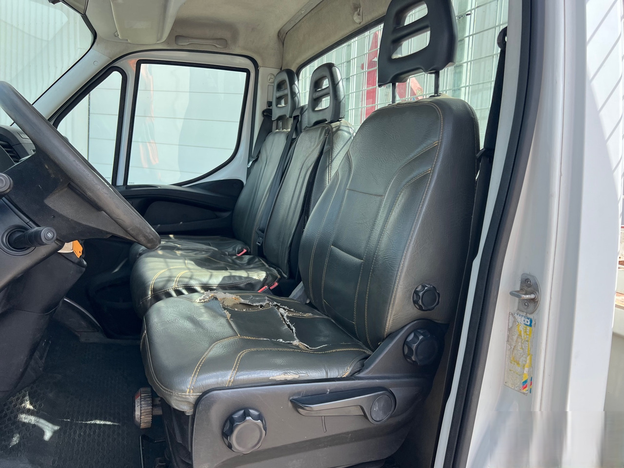 IVECO DAILY 35-130 - Όχημα με ανατρεπομενη καροτσα: φωτογραφία 4 IVECO DAILY 35-130 - Όχημα με ανατρεπομενη καροτσα: φωτογραφία 4