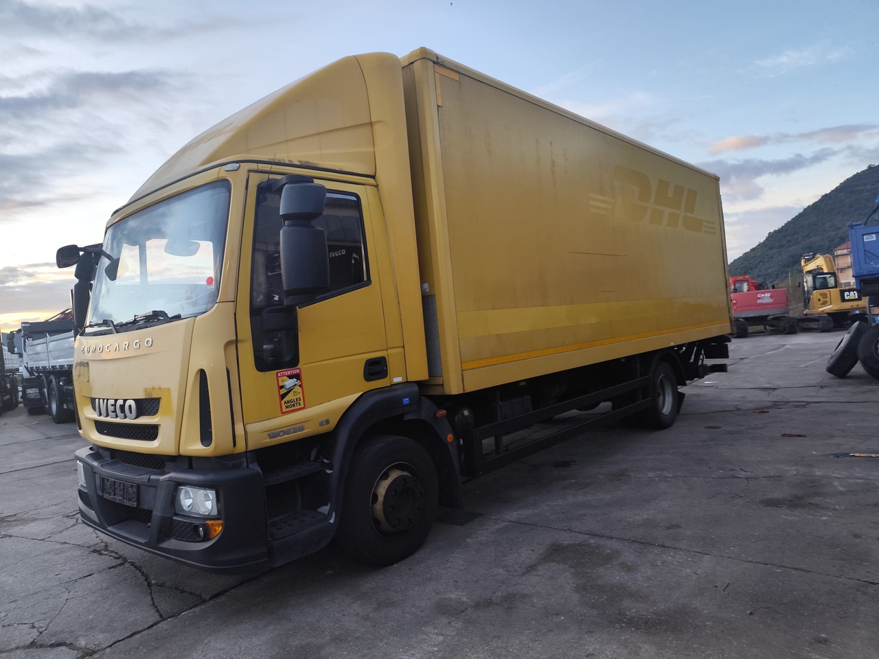 IVECO EUROCARGO 120E28P - Φορτηγό σασί: φωτογραφία 1 IVECO EUROCARGO 120E28P - Φορτηγό σασί: φωτογραφία 1